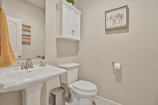 6409 Garland Way, Roseville, CA 95747