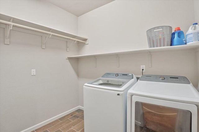 6409 Garland Way, Roseville, CA 95747