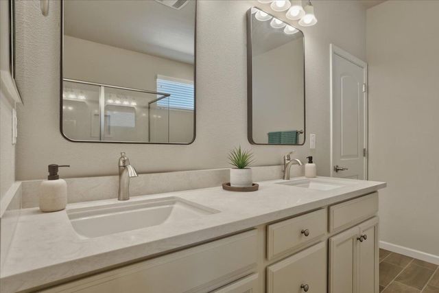 6409 Garland Way, Roseville, CA 95747