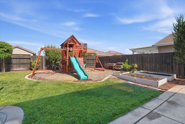 6409 Garland Way, Roseville, CA 95747