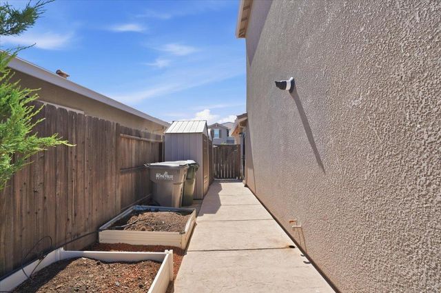 6409 Garland Way, Roseville, CA 95747