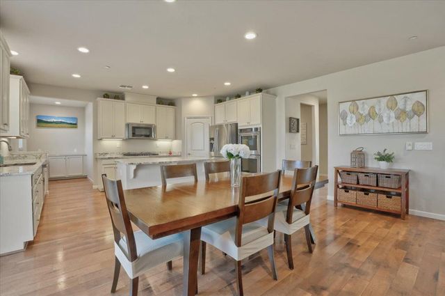 6409 Garland Way, Roseville, CA 95747