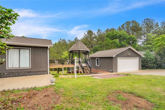 722 Lay Bridge Road, Central, SC 29630