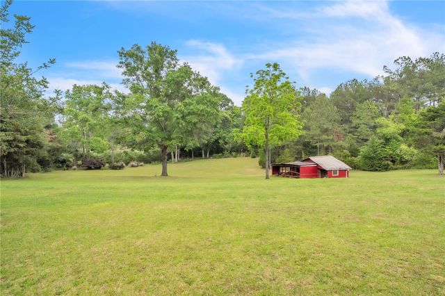 722 Lay Bridge Road, Central, SC 29630