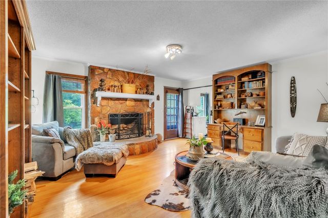 722 Lay Bridge Road, Central, SC 29630