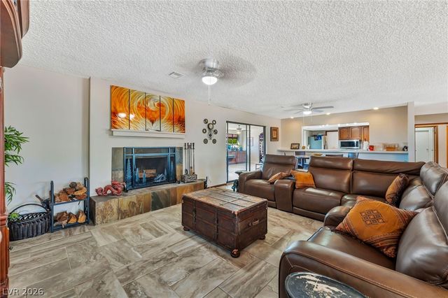 9015 West Hammer Lane, Las Vegas, NV 89149