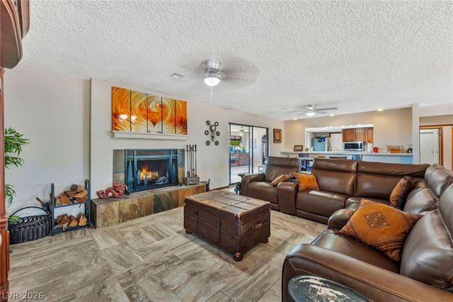 9015 West Hammer Lane, Las Vegas, NV 89149