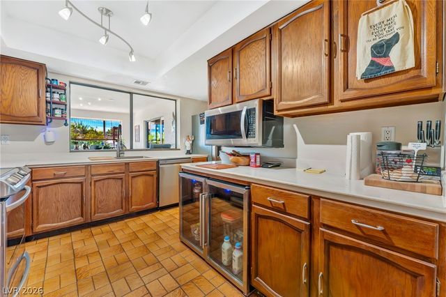 9015 West Hammer Lane, Las Vegas, NV 89149