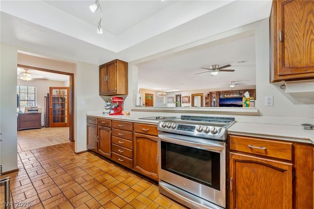 9015 West Hammer Lane, Las Vegas, NV 89149