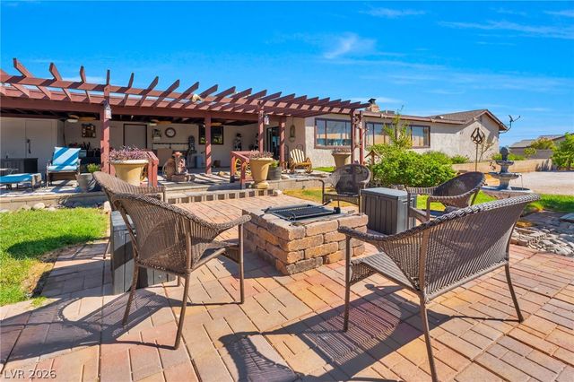 9015 West Hammer Lane, Las Vegas, NV 89149