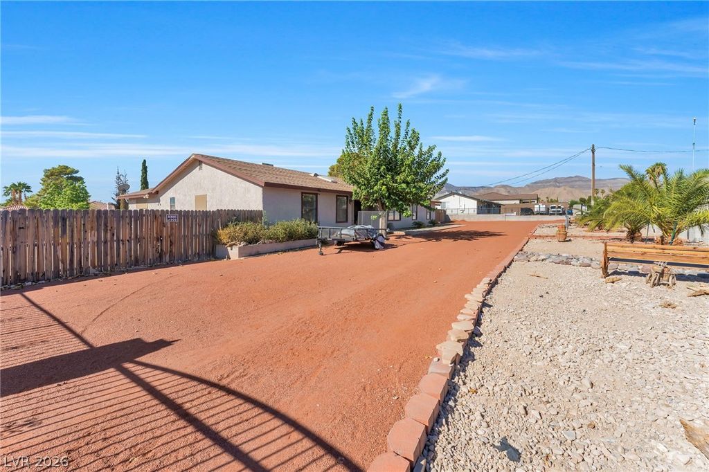 9015 West Hammer Lane, Las Vegas, NV 89149 — photo 5