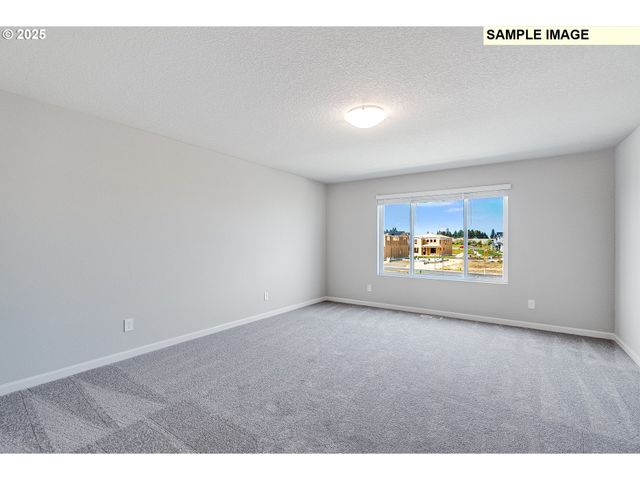 8291 Se CRESCENT Dr, Hillsboro, OR 97123