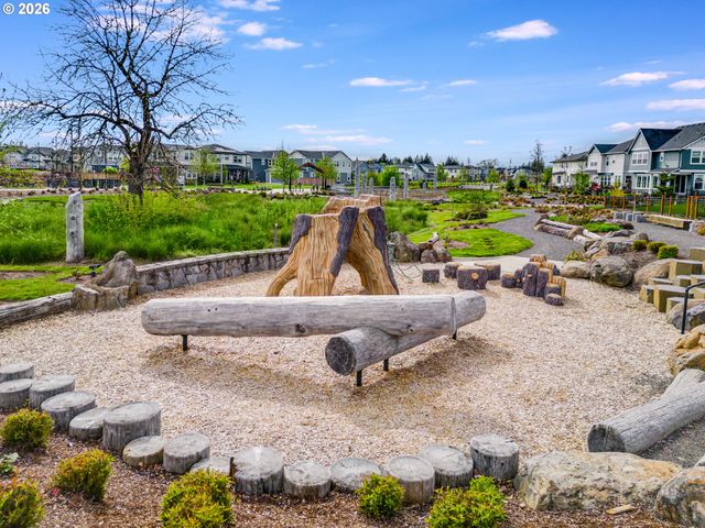 8291 Se CRESCENT Dr, Hillsboro, OR 97123