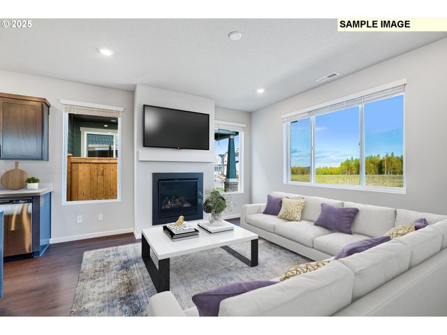 8291 Se CRESCENT Dr, Hillsboro, OR 97123