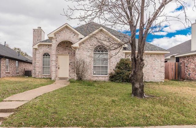 2800 Helen Lane, Mesquite, TX 75181
