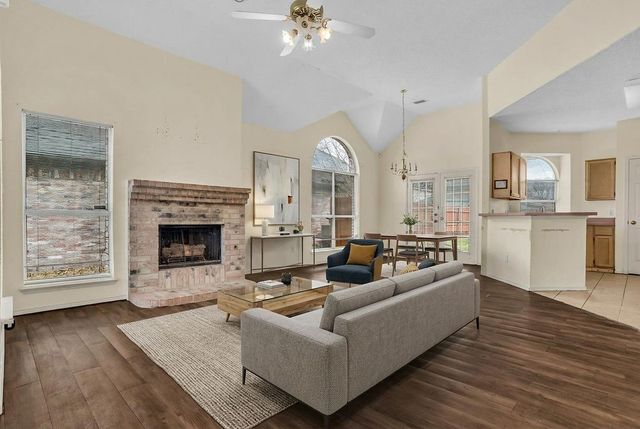 2800 Helen Lane, Mesquite, TX 75181