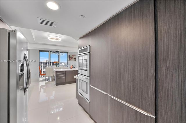 7000 Island Blvd 2609, Aventura, FL 33160