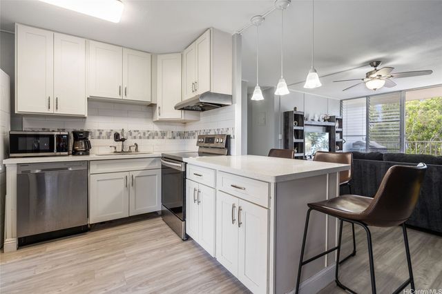 95-2031 Waikalani Place D906, Mililani, HI 96789