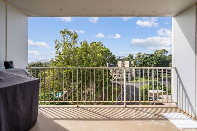 95-2031 Waikalani Place D906, Mililani, HI 96789