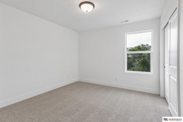 12351 S 86th Street, Papillion, NE 68046