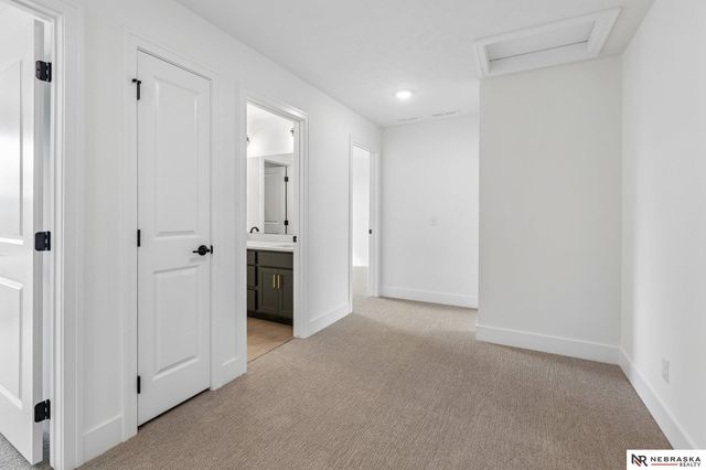 12351 S 86th Street, Papillion, NE 68046
