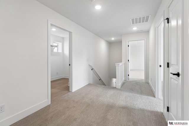 12351 S 86th Street, Papillion, NE 68046