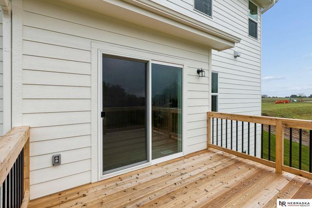 12351 S 86th Street, Papillion, NE 68046