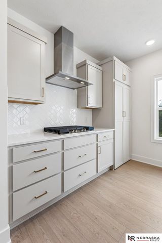 12351 S 86th Street, Papillion, NE 68046