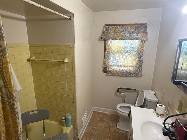 6535 W Keefe Ave PARKWAY, Milwaukee, WI 53216