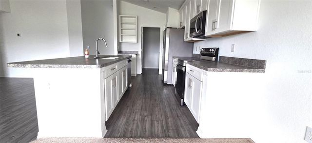 170 W 6TH STREET, Frostproof, FL 33843