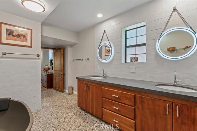 1364 Toronto Drive, Lake Arrowhead, CA 92352