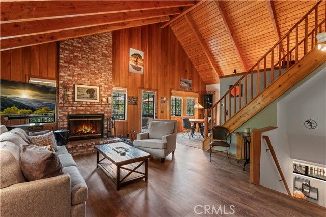 1364 Toronto Drive, Lake Arrowhead, CA 92352