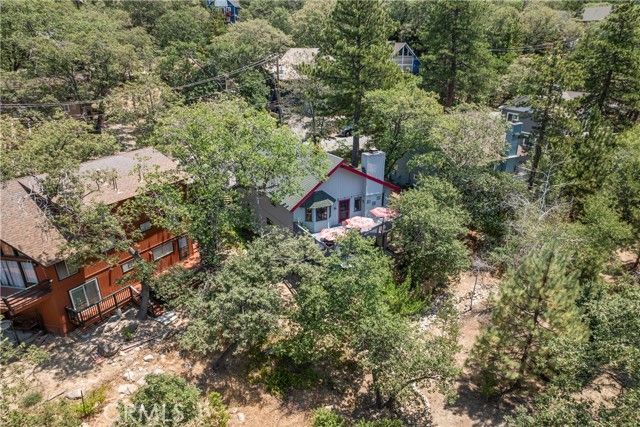1364 Toronto Drive, Lake Arrowhead, CA 92352