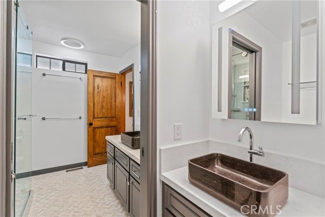 1364 Toronto Drive, Lake Arrowhead, CA 92352