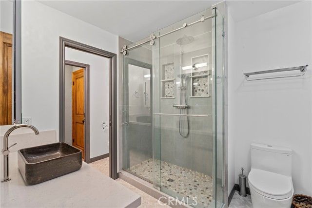 1364 Toronto Drive, Lake Arrowhead, CA 92352