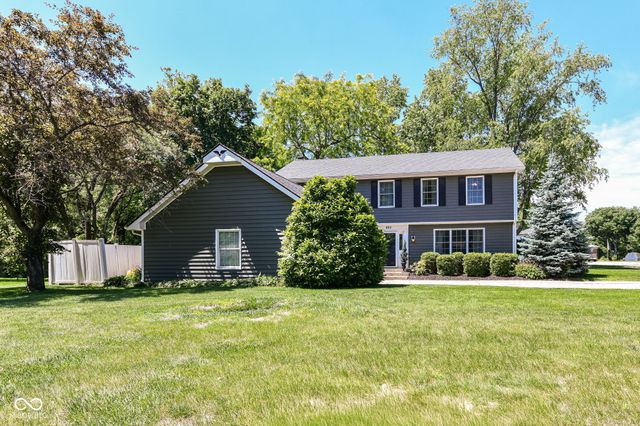485 Meadowview Court, Carmel, IN 46032