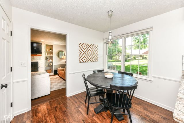 485 Meadowview Court, Carmel, IN 46032