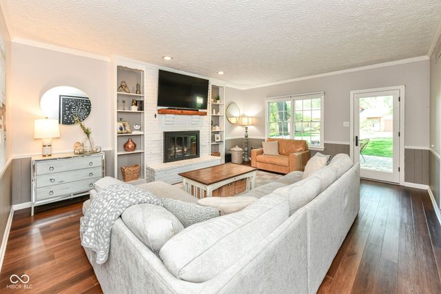 485 Meadowview Court, Carmel, IN 46032