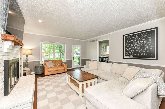 485 Meadowview Court, Carmel, IN 46032