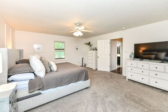 485 Meadowview Court, Carmel, IN 46032