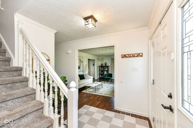 485 Meadowview Court, Carmel, IN 46032