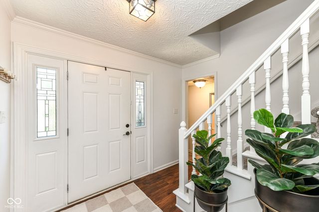 485 Meadowview Court, Carmel, IN 46032