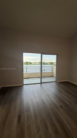3433 NW 44th Street 203, Oakland Park, FL 33309