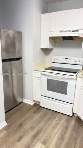 3433 NW 44th Street 203, Oakland Park, FL 33309