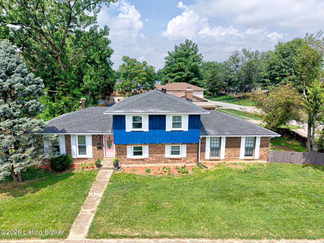 4430 Woodgate Ln, Louisville, KY 40220