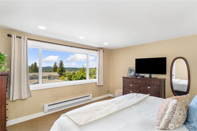 18412 11th Avenue NE, Poulsbo, WA 98370