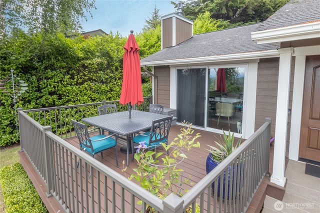 18412 11th Avenue NE, Poulsbo, WA 98370