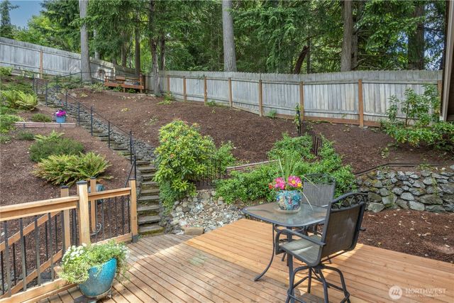 18412 11th Avenue NE, Poulsbo, WA 98370