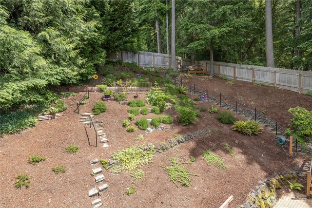 18412 11th Avenue NE, Poulsbo, WA 98370