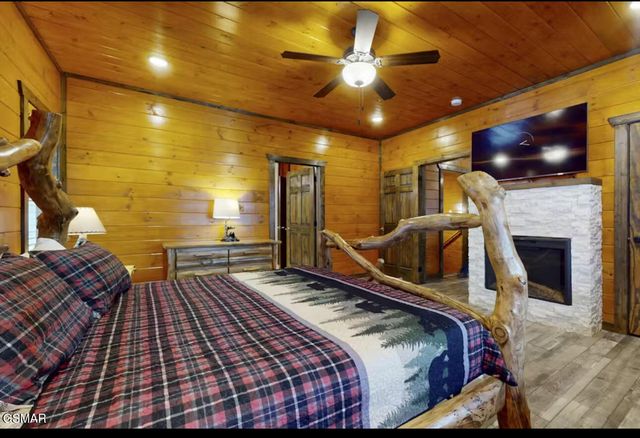 3305 Red Wolfe Road, Sevierville, TN 37862